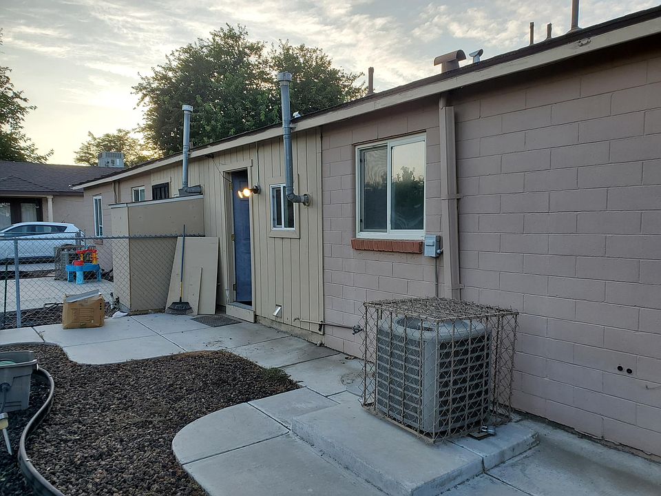 1st image of 2914 W Yosemite Ave APT A