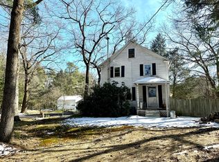 158 Log Plain Rd, Greenfield, MA 01301