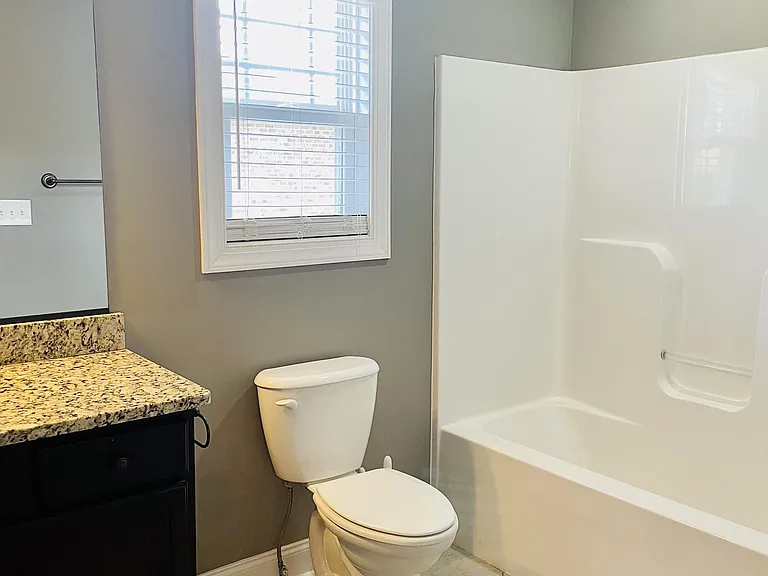 116 Capital St #1 — Photo 21