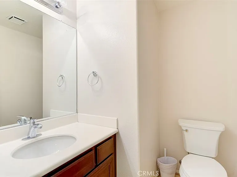 7 Chilmark St — Photo 12