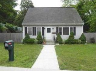 3211 N Main St, Fall River, MA 02720