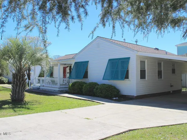 1534 Ann St, Beaufort, NC 28516