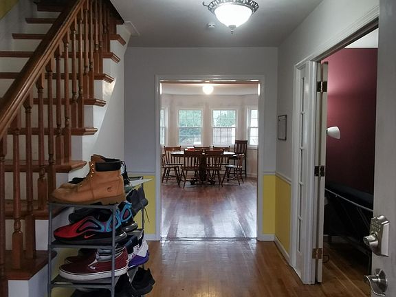 2nd image of 26A Sedgewick Ln