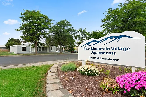 Blue Mountain Village - Great Views and a Great Community Photo 1