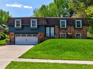 2930 Willowmere Dr, Des Moines, IA 50321