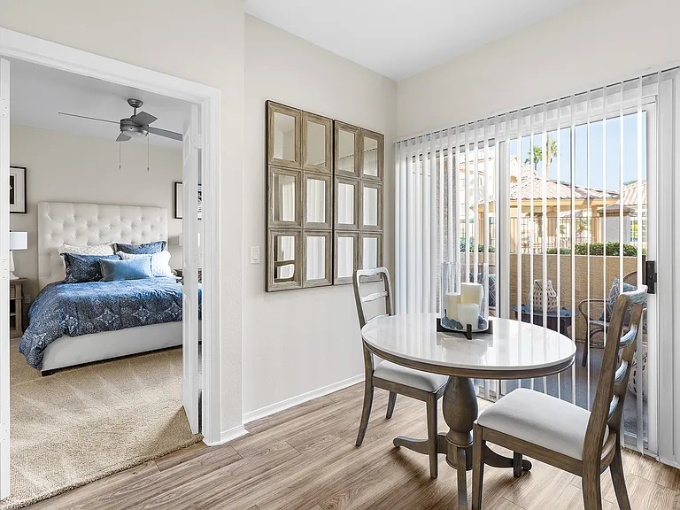Sonterra Apartments at Paradise Valley — Photo 18