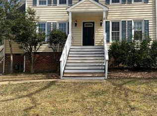 7113 Whistlers Cove Dr, Midlothian, VA 23112