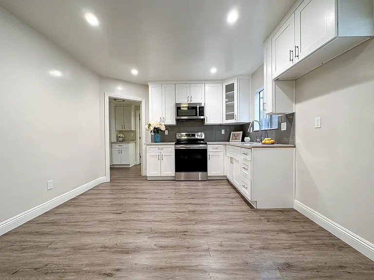 925 Edith Ave #B — Photo 9
