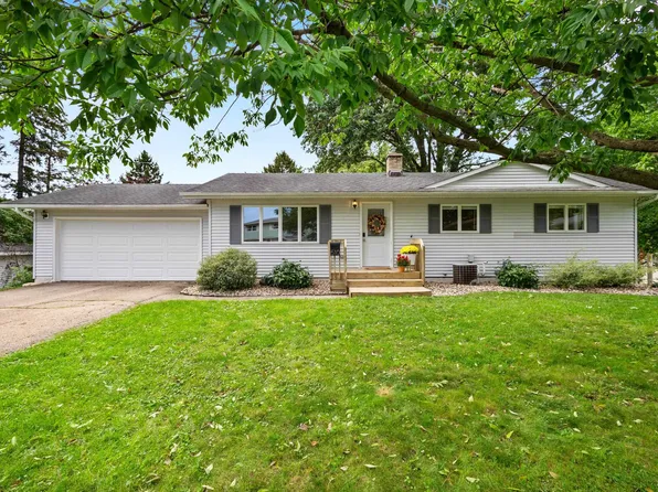 510 Westlawn Cir, Verona, WI 53593