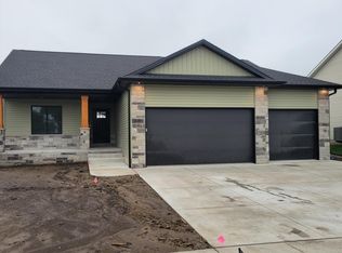 15001 Werner St, Waverly, NE 68642