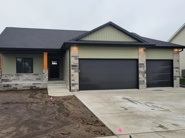 15001 Werner St, Waverly, NE 68642