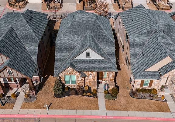 3rd image of 8624 Dewland Dr