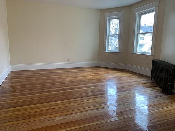 2nd image of 135 Independence Ave #2