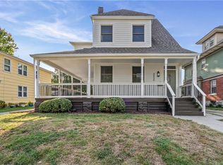 3530 Kenwood Ave, Kansas City, MO 64109