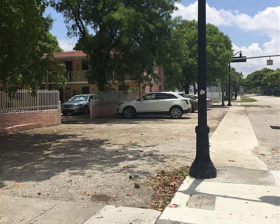 2nd image of 3051 SW 3rd Ave #13