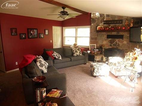 4th image of 4799 Byron Dr