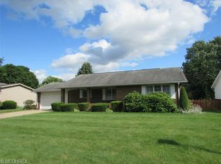 120 Karns Dr, Dover, OH