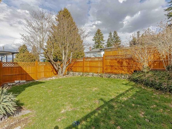 9660 Regent Pl, Surrey, BC V3V 2S3