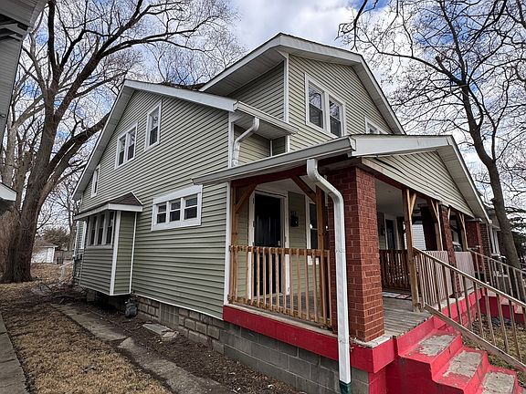 2nd image of 401 Wallace Ave