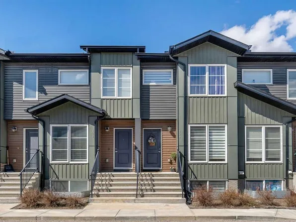31 S Red Embers Parade NE #124, Calgary, AB T3N 1E9