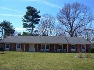 225 Sanderson Dr, Dayton, OH 45459