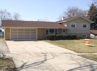 21W125 Canary Rd, Lombard, IL 60148