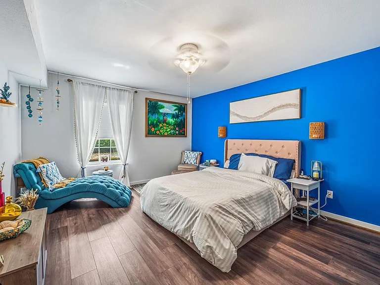 359 N Post Oak Ln #219 — Photo 19