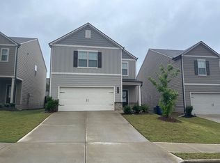 101 Auburn Crossing Dr, Auburn, GA