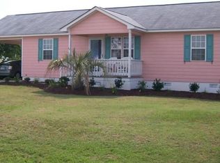 119 Avis Dr, Newport, NC 28570