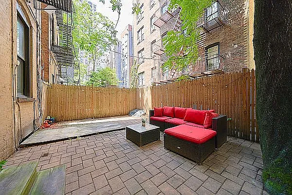 325 E 83rd St #1C — Photo 11