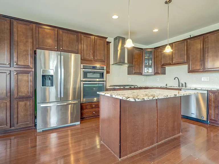 23314 Tradewind Dr — Photo 5