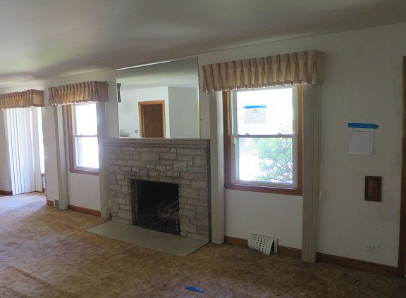 3rd image of 10200 S Trumbull Ave