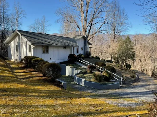 176 Walter Ashe Rd, Sylva, NC 28779