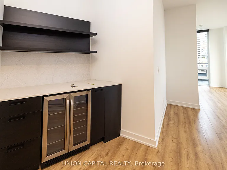 135 Liberty St #715 — Photo 15