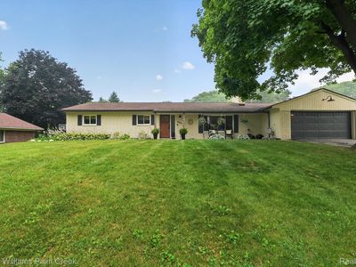 2935 Saint Jude Dr, Waterford, MI, 48329