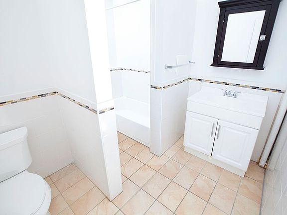 5th image of 469 Columbus Ave APT 3F