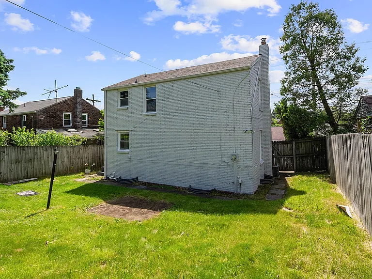 716 E Pittsburgh McKeesport Blvd — Photo 14