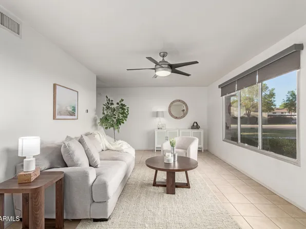 8443 E MONTEBELLO Avenue, Scottsdale, AZ 85250
