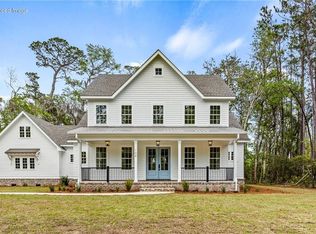108 Harbor Pointe Dr, Brunswick, GA 31523