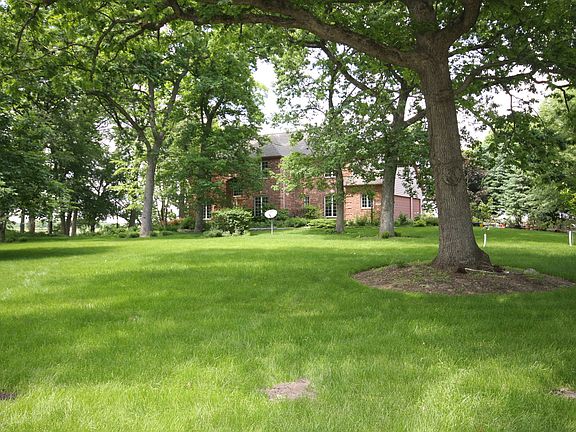 2nd image of 24058 W Old Oak Dr