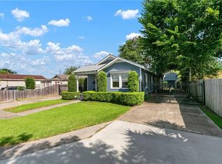 2020 Elm St, Harvey, LA 70058