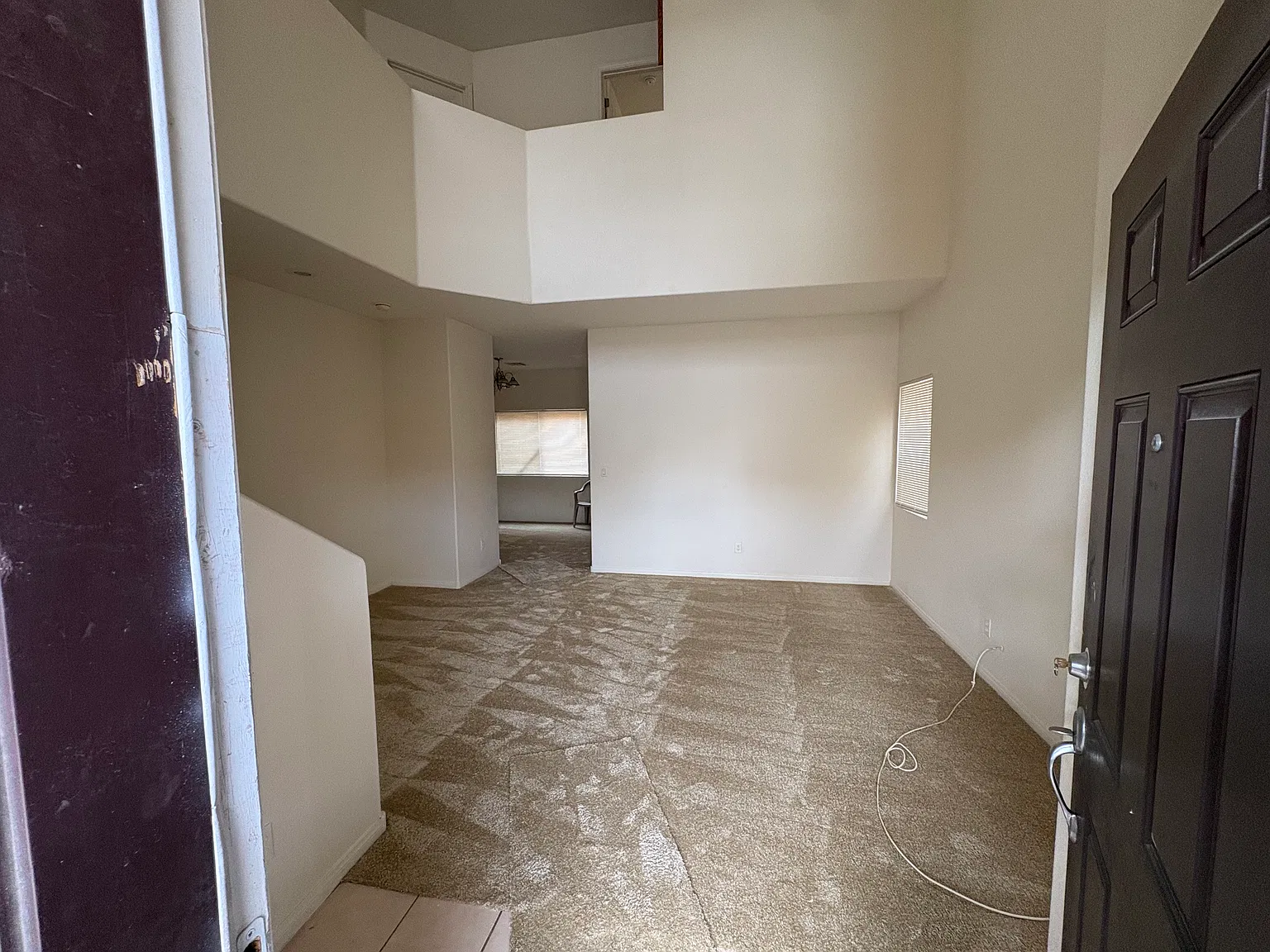 3 bed, 2.5 bath, 1321 sqft, $1,700 — Photo 2