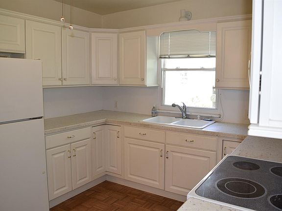 3rd image of 188 Timberlake Dr