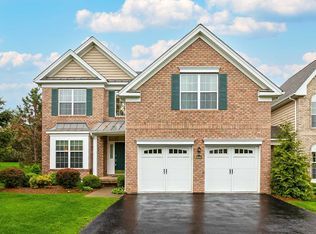 644 Creekside Ln #1, Fishkill, NY