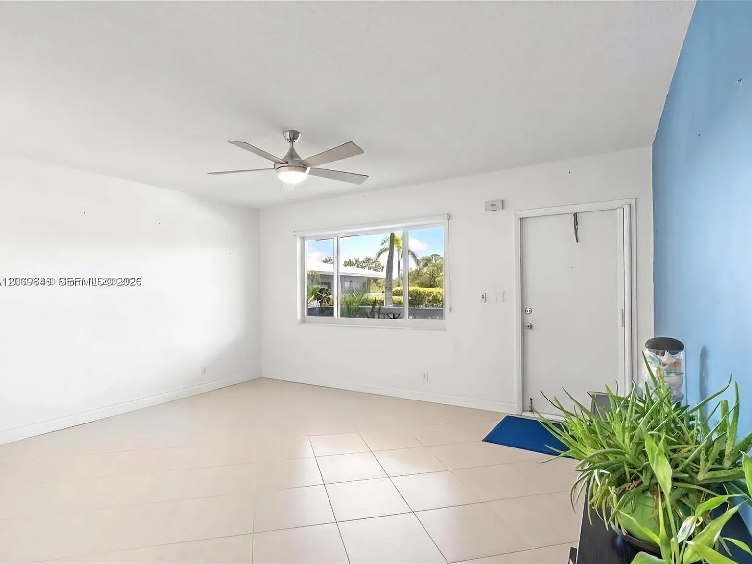 Montclair Gardens Condo — Photo 4