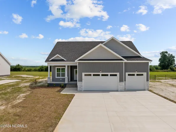 545 Workhorse Lane, Ayden, NC 28513