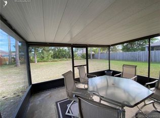 944 SW Fenway Rd, Pt Saint Lucie, FL 34953
