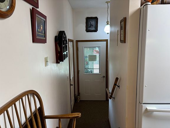 5th image of 589 Churchgrove Rd