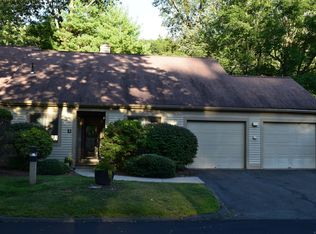 3 Putnam Ln #3, Avon, CT 06001