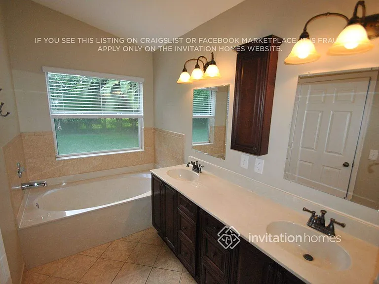 6268 Windlass Cir — Photo 10